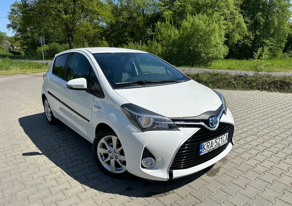 toyota yaris mszana dolna Toyota Yaris cena 42500 przebieg: 101000, rok produkcji 2014 z Mszana Dolna